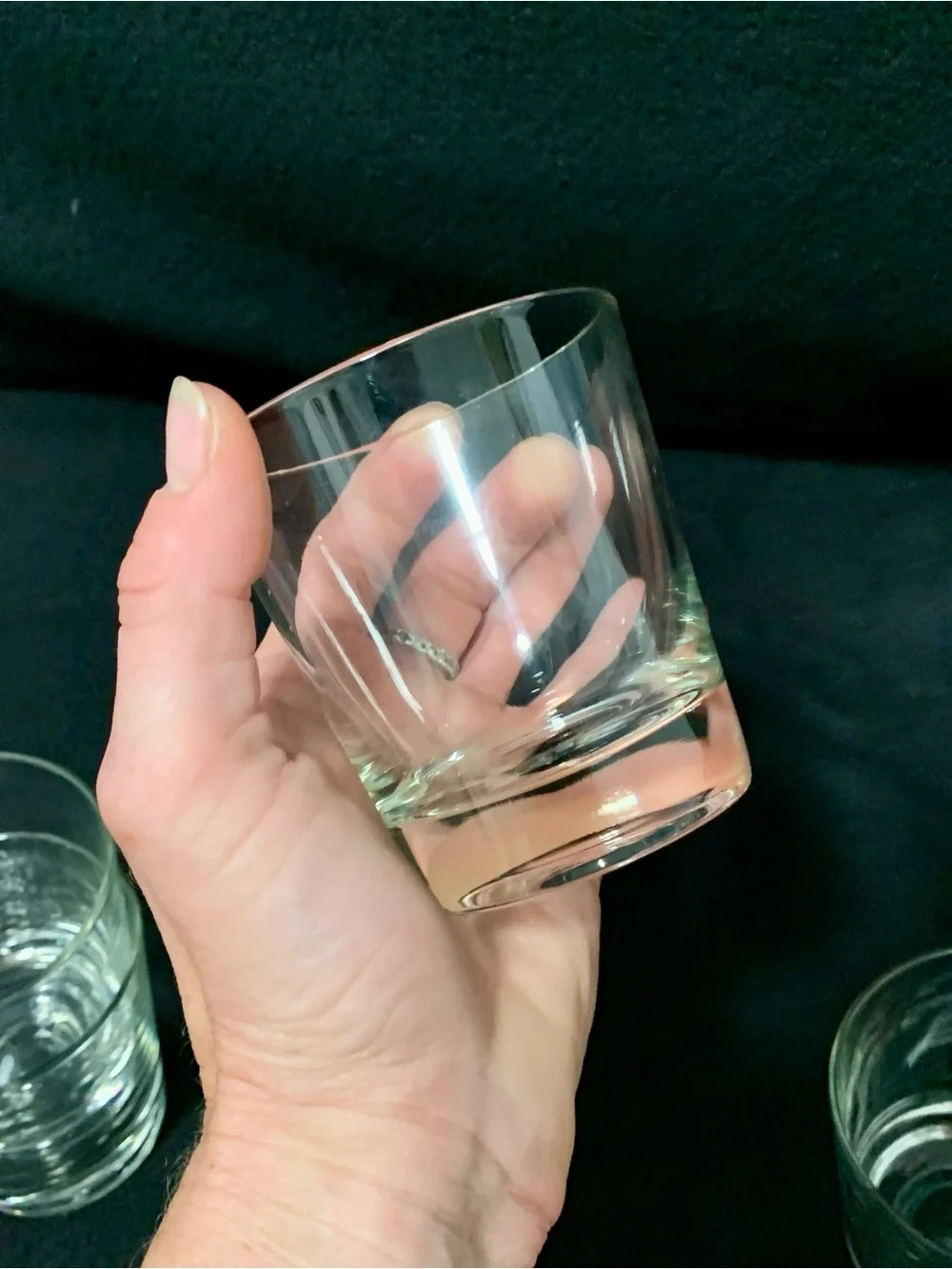 🔍 Set of (4) Clear Short Heavy-Bottom Rocks Glasses – Classic Barware